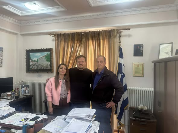 ΟΡΚΩΜΟΣΙΑ ΔΥΟ ΝΕΩΝ ΥΠΑΛΛΗΛΩΝ ΣΤΟ ΔΗΜΟ ΔΕΣΚΑΤΗΣ